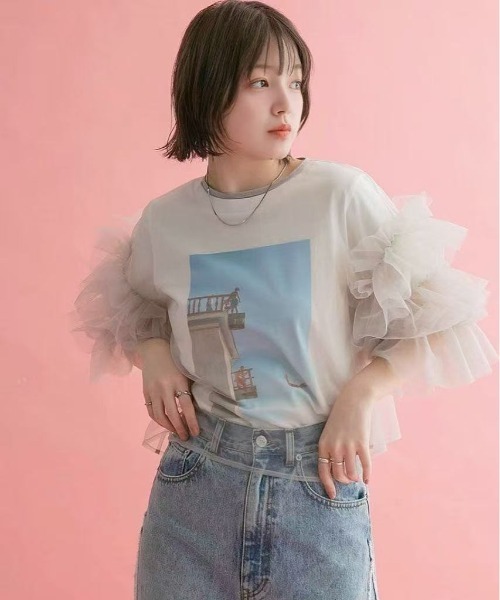 MONO8（モノハチ）の「フリルスリーブシアーTOPS（Tシャツ/カットソー・レディース・グレー/ブラック/オフホワイト/ブルー・M）」の4枚目の写真