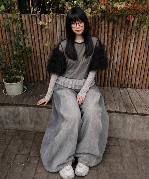 MONO8（モノハチ）の「フリルスリーブシアーTOPS（Tシャツ/カットソー・レディース・グレー/ブラック/オフホワイト/ブルー・M）」の11枚目の写真
