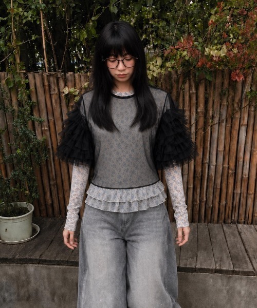 MONO8（モノハチ）の「フリルスリーブシアーTOPS（Tシャツ/カットソー・レディース・グレー/ブラック/オフホワイト/ブルー・M）」の12枚目の写真