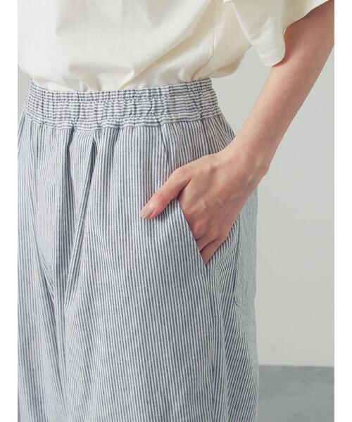Samansa Mos2(サマンサ モスモス)の「綿麻ストレッチテーパードパンツ(その他パンツ・レディース・ストライプ/ベージュ/グレー/ネイビー・F)」の17枚目の写真