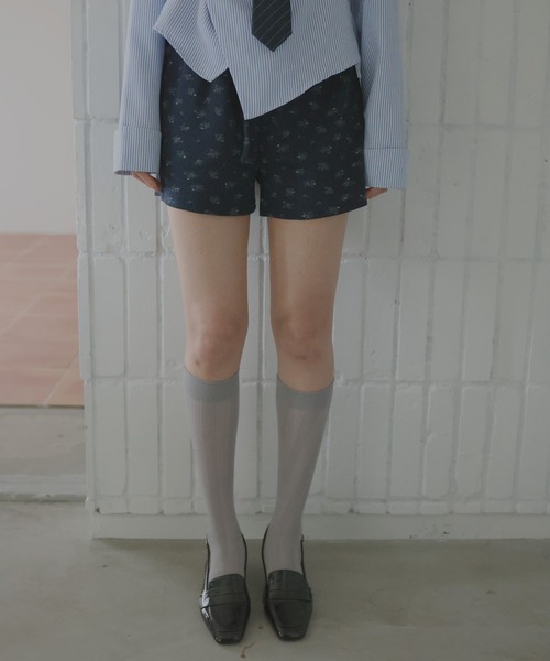 Mili affinity(ミリアフィニティー)の「ワッフル花柄ショートパンツ(その他パンツ・レディース・オフホワイト/グレー/ネイビー・FREE)」の3枚目の写真
