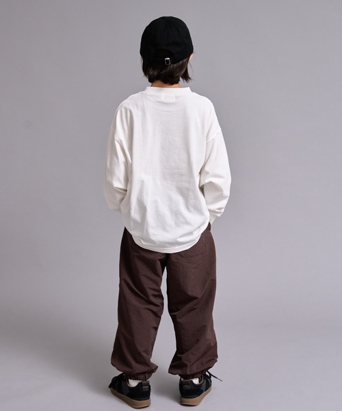 PAIRMANON STREET(ペアマノンストリート)の「【90-160cm】【綿100%】 吸水速乾 ワンポイント 刺繍 ロンT 長袖 Tシャツ 【PAIRMANON STREET】(Tシャツ/カットソー・キッズ・カーキ/ホワイト/ブラック/パープル/ブルー/ベージュ系その他/ネイビー・100/120/110/90/160/150/140/130)」の9枚目の写真