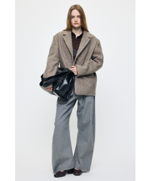 MOUSSY（マウジー）の「CURLY BOA OVER SIZED ジャケット（その他アウター・レディース・グレー/ベージュ・FREE）」の4枚目の写真