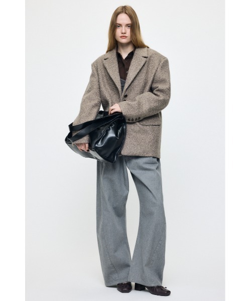 MOUSSY（マウジー）の「CURLY BOA OVER SIZED ジャケット（その他アウター・レディース・グレー/ベージュ・FREE）」の5枚目の写真