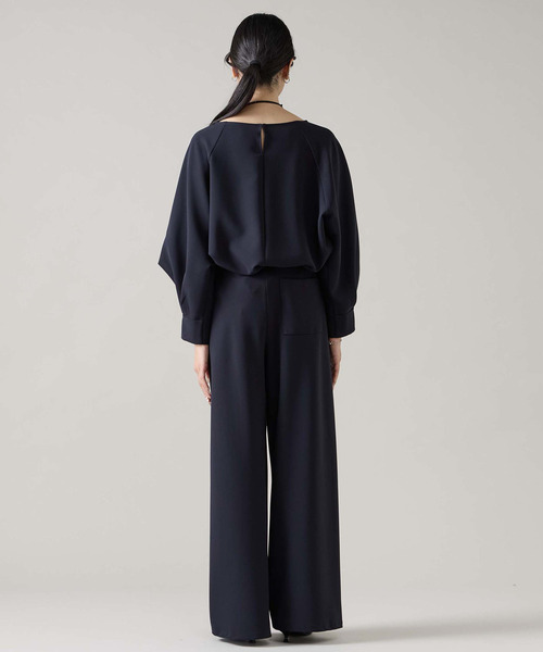 Liesse（リエス）の「ダブルクロスボートネックトップス(セットアップ可)（シャツ/ブラウス・レディース・ネイビー/ブラウン/ライトベージュ・FREE）」の13枚目の写真
