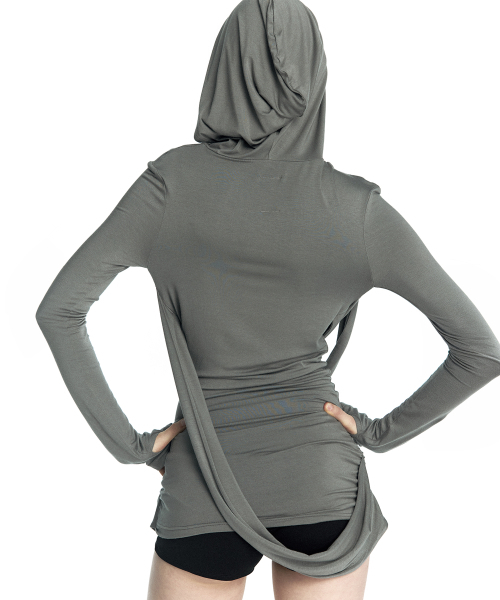 KASHIKO(カシコ)の「Fallen Strapped Hooded Top Charcoal(Tシャツ/カットソー・レディース・その他・FREE)」の8枚目の写真
