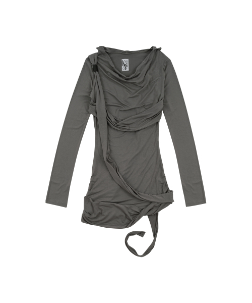 KASHIKO(カシコ)の「Fallen Strapped Hooded Top Charcoal(Tシャツ/カットソー・レディース・その他・FREE)」の11枚目の写真