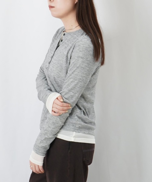 LUCA/LADY LUCK LUCA（ルカ/レディラックルカ）の「LC/LLL リブパワーネットレイヤードヘンリープルオーバー（Tシャツ/カットソー・レディース・ブラック/グレー/カーキ/チャコールグレー・FREE）」の17枚目の写真