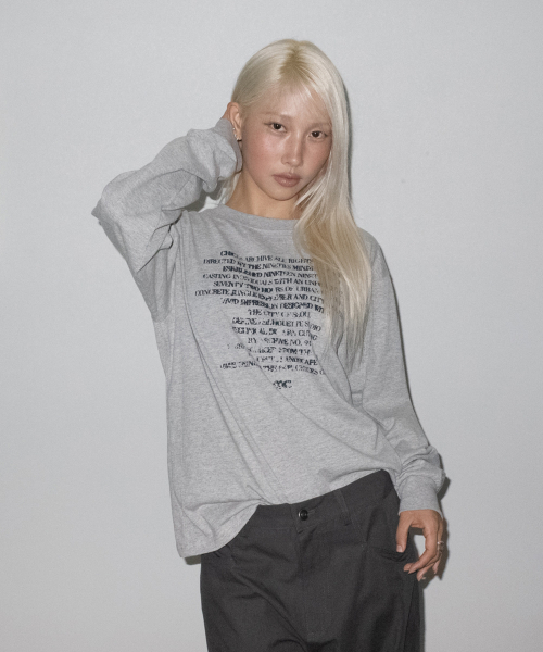 CHICKS（チックス）の「アッセンブル レタリング オーバーサイズ長袖 メランジ（Tシャツ/カットソー・レディース・グレー・ONE SIZE）」の3枚目の写真