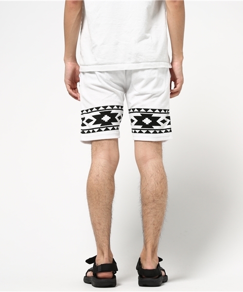VENCEEXCHANGE（ヴァンスエクスチェンジ）の「パイルオルテガプリントショーツ   （その他パンツ・メンズ・オフホワイト・LARGE/MEDIUM）」の3枚目の写真