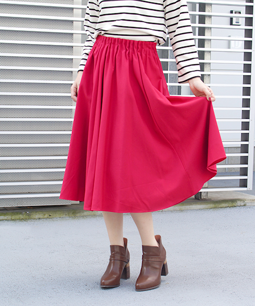 laboratory work（ラボラトリーワーク）の「ウエストタック　ミディスカート（スカート・レディース・ライトグレー/グリーン/キャメル/ピンク/ボルドー/ブラック・MEDIUM）」の5枚目の写真