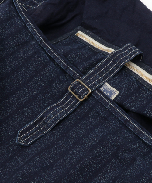 RRL（ダブル アール エル）の「インディゴダイド ツイル ニュースボーイ バッグ（メッセンジャーバッグ・メンズ・ブルー系9・ONE SIZE）」の8枚目の写真