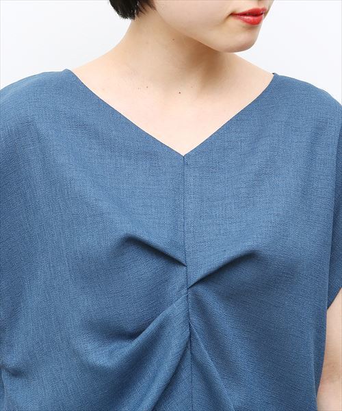 ADAM ET ROPE'（アダムエロペ）の「リネンライク2WAY Tブラウス（シャツ/ブラウス・レディース・ブラウン系その他2/ブラック/ブルー系その他6/ブラック系その他・FREE）」の6枚目の写真