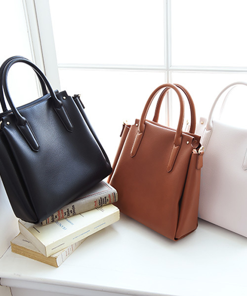 Luz Llena（ラズレナ）の「[2way]スクエアトートバッグ（トートバッグ・レディース・ライトグレー/ブラウン/ブラック・ﾌﾘ-）」の2枚目の写真