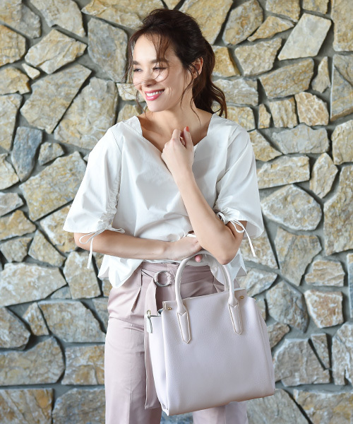 Luz Llena（ラズレナ）の「[2way]スクエアトートバッグ（トートバッグ・レディース・ライトグレー/ブラウン/ブラック・ﾌﾘ-）」の18枚目の写真