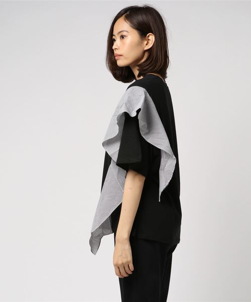 ストライプフリルTシャツ ストライプフリルTシャツ