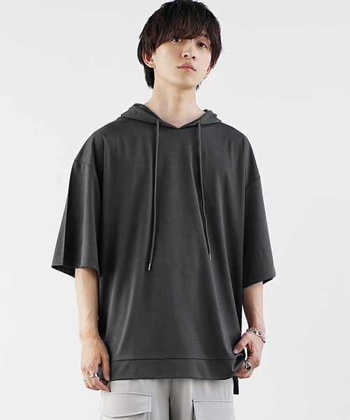 MinoriTY(マイノリティ)の「【MinoriTY】ポンチ素材ビッグシルエット半袖パーカー 5分袖プルオーバー Tシャツ 夏服 メンズ 部屋着 オーバーサイズ ルーズシルエット(パーカー・メンズ・ホワイト/ブラック/ネイビー/グレー/グリーン/ワイン/グリーン系その他/ブルーグレー・M/L/S)」の7枚目の写真
