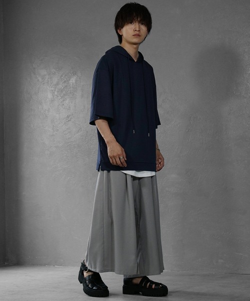 MinoriTY(マイノリティ)の「【MinoriTY】ポンチ素材ビッグシルエット半袖パーカー 5分袖プルオーバー Tシャツ 夏服 メンズ 部屋着 オーバーサイズ ルーズシルエット(パーカー・メンズ・ホワイト/ブラック/ネイビー/グレー/グリーン/ワイン/グリーン系その他/ブルーグレー・M/L/S)」の16枚目の写真