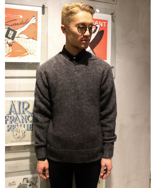 EDIFICE（エディフィス）の「◇LAMB*MOHAIRシャギーＶネックプルオーバーニット（ニット/セーター・メンズ・グレー/グレー系その他/ネイビー/レッド/グリーン/ブルー・44/46/48）」の3枚目の写真