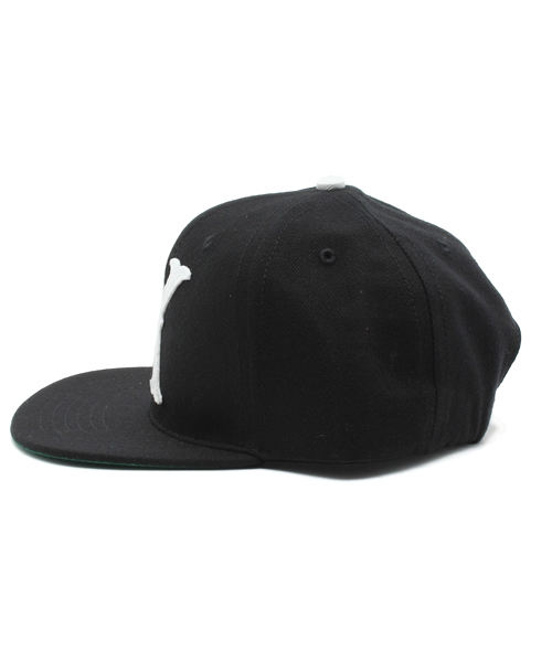 XLARGE(エクストララージ)の「BOS OG CAP(キャップ・メンズ・ブラック/バーガンディー/ネイビー・ONE SIZE)」の5枚目の写真