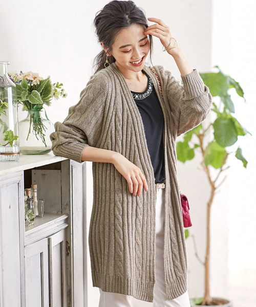 BELLUNA PLUS�i�x���[�i�j�́u�P�[�u�����h���}���J�[�f�B�K���i�J�[�f�B�K���j�v�b���J