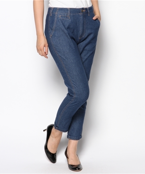 mystic（ミスティック）の「デニムテーパードパンツ（デニムパンツ・レディース・ブルー/ネイビー・1/2）」の2枚目の写真