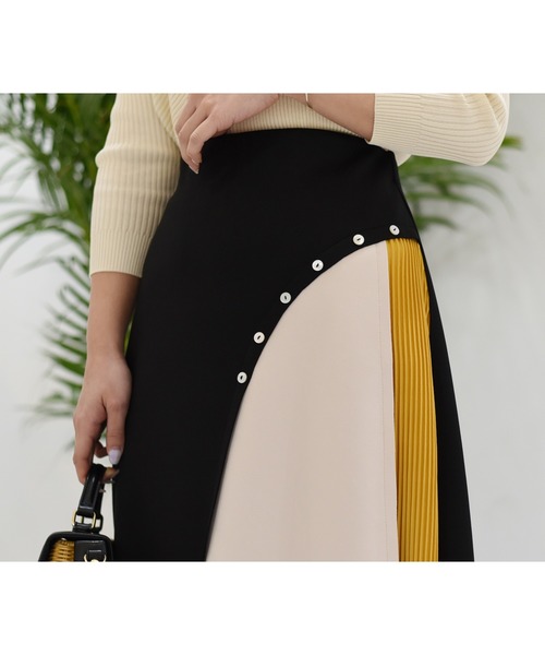 Eimee Law（エイミーロウ）の「シェルボタンデザイン配色切替SK（スカート・レディース・アイボリー/ブラック/ミント・38）」の12枚目の写真