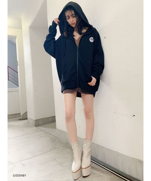 GYDA(ジェイダ)の「MICKEY MOUSE/backphoto ZIPUP パーカー(パーカー・レディース・オフホワイト/ブラック/マスタード/ベージュ・FREE)」の10枚目の写真