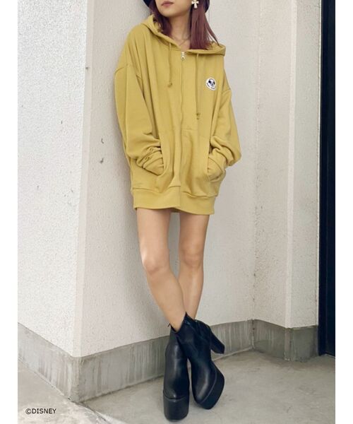 GYDA(ジェイダ)の「MICKEY MOUSE/backphoto ZIPUP パーカー(パーカー・レディース・オフホワイト/ブラック/マスタード/ベージュ・FREE)」の15枚目の写真