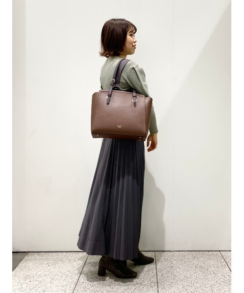 & chouette（アンドシュエット）の「ラウンドA4トートバッグ（トートバッグ・レディース・オフホワイト/ピンク/ブラック/ブラウン・FREE）」の16枚目の写真