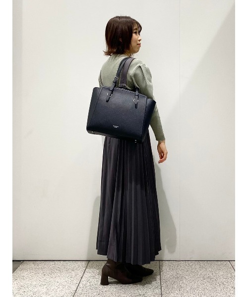 & chouette（アンドシュエット）の「ラウンドA4トートバッグ（トートバッグ・レディース・オフホワイト/ピンク/ブラック/ブラウン・FREE）」の18枚目の写真