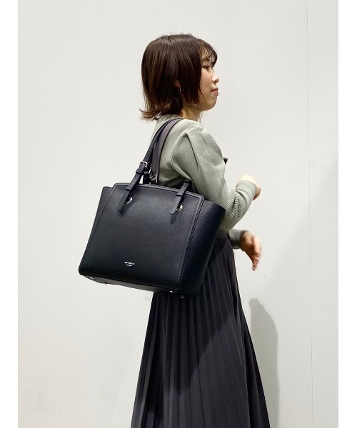 & chouette（アンドシュエット）の「ラウンドA4トートバッグ（トートバッグ・レディース・オフホワイト/ピンク/ブラック/ブラウン・FREE）」の21枚目の写真