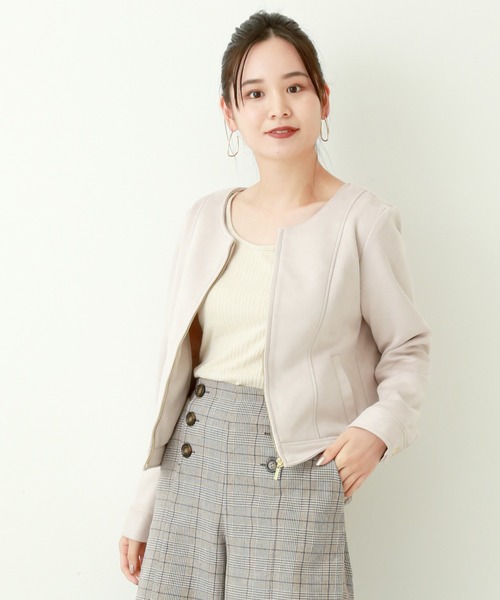 n'ee-ne（ネーネ）の「スエード　ボンディングノーカラージャケット（ノーカラージャケット・レディース・ベージュ/モカ/ピンク系その他/グレー・M）」の4枚目の写真