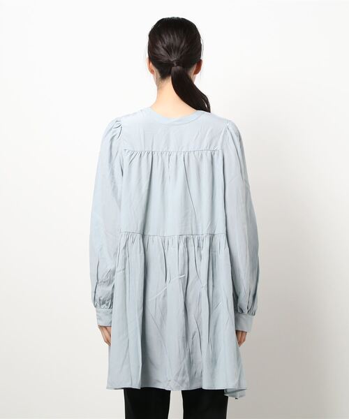 RETRO GIRL(レトロガール)の「2WAYチュニックブラウス(シャツ/ブラウス・レディース・ライトブルー/オフホワイト/ライトベージュ・FREE)」の6枚目の写真
