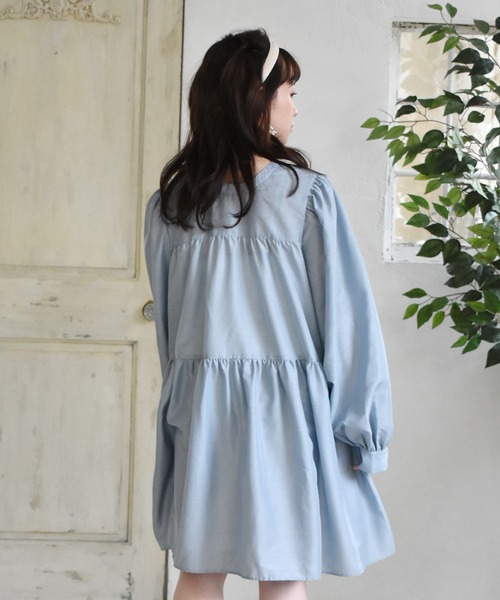 RETRO GIRL(レトロガール)の「2WAYチュニックブラウス(シャツ/ブラウス・レディース・ライトブルー/オフホワイト/ライトベージュ・FREE)」の4枚目の写真