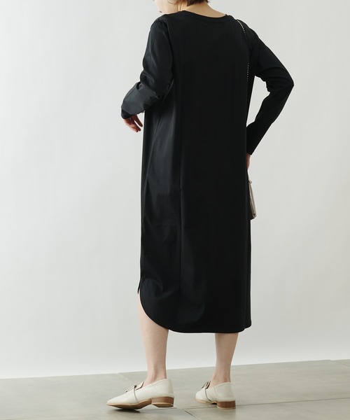 COLONY 2139（コロニートゥーワンスリーナイン）の「《抗菌・防臭》【SMART COLLECTION】抗菌スマート前後差長袖ワンピース（ワンピース・レディース・オフホワイト/カーキ/ブラック/ベージュ・MEDIUM/LARGE）」の6枚目の写真
