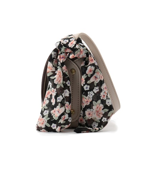 DRESKIP（ドレスキップ）の「◆スカ－フ付きショルダー（ショルダーバッグ・レディース・ブラック/グレー/アイボリー・00）」の5枚目の写真