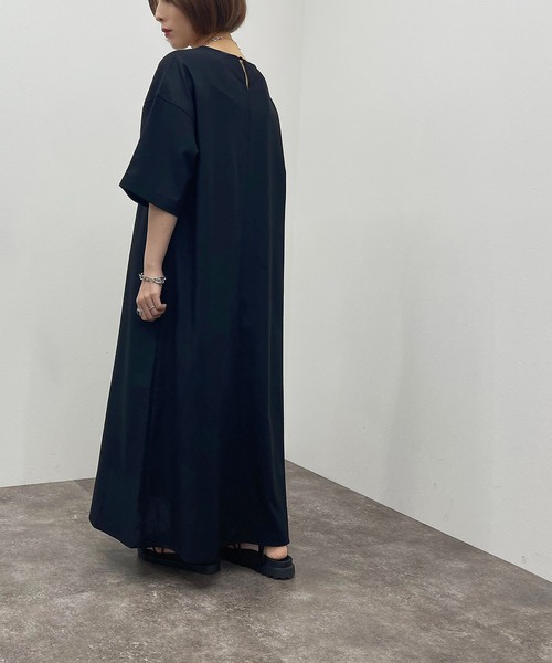 apres jour mignon(アプレジュールミニョン)の「リネン混Aラインワンピース【ZOZOTOWN限定アイテム】(ワンピース・レディース・ナチュラル/ブラック/ベージュ・X-LARGE/フリー)」の8枚目の写真