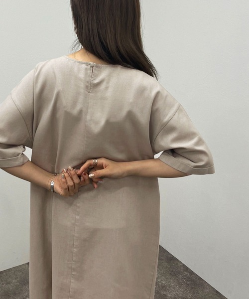 apres jour mignon(アプレジュールミニョン)の「リネン混Aラインワンピース【ZOZOTOWN限定アイテム】(ワンピース・レディース・ナチュラル/ブラック/ベージュ・X-LARGE/フリー)」の11枚目の写真