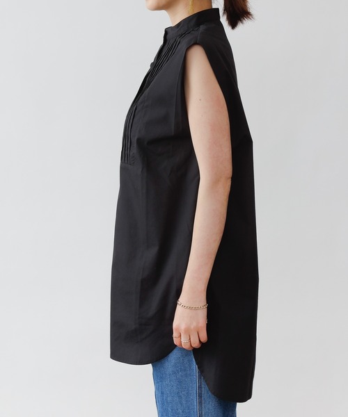 COLONY 2139（コロニートゥーワンスリーナイン）の「【WEB・一部店舗限定】ピンタックノースリーブブラウス（シャツ/ブラウス・レディース・ブラック/オフホワイト・FREE）」の21枚目の写真