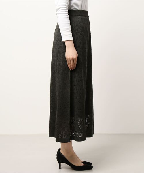 Lugnoncure（ルノンキュール）の「透かし編みフレアスカート（スカート・レディース・キナリ/グレー/チャコール・ﾌﾘ-）」の7枚目の写真