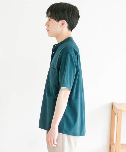 URBAN RESEARCH DOORS（アーバンリサーチドアーズ）の「コンフォートバンドカラーシャツ（シャツ/ブラウス・メンズ・ホワイト/ブラック/グリーン/オレンジ系その他・38/40）」の16枚目の写真