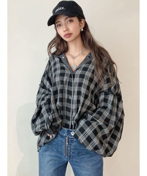 GYDA（ジェイダ）の「デニムドッキングチェックBIG シャツ（シャツ/ブラウス・レディース・ブラック/グリーン/マスタード・FREE）」の12枚目の写真