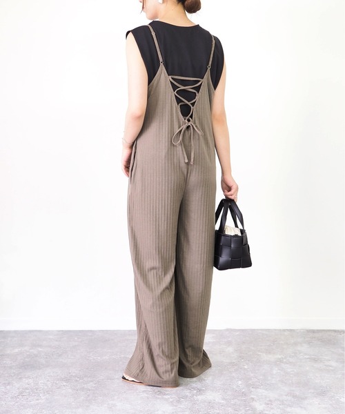 Riberry（リベリー）の「バックレースアップキャミサロペット（サロペット/オーバーオール・レディース・ブラック/ベージュ/ブラウン/カーキ・MEDIUM）」の8枚目の写真