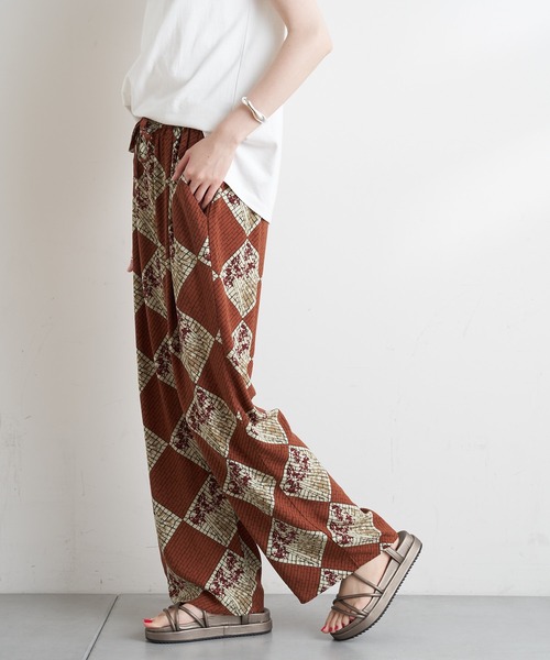CIAOPANIC TYPY（チャオパニックティピー）の「アフリカンバティック柄イージーパンツ（その他パンツ・レディース・ブラウン/グリーン/イエロー・ONE SIZE）」の7枚目の写真