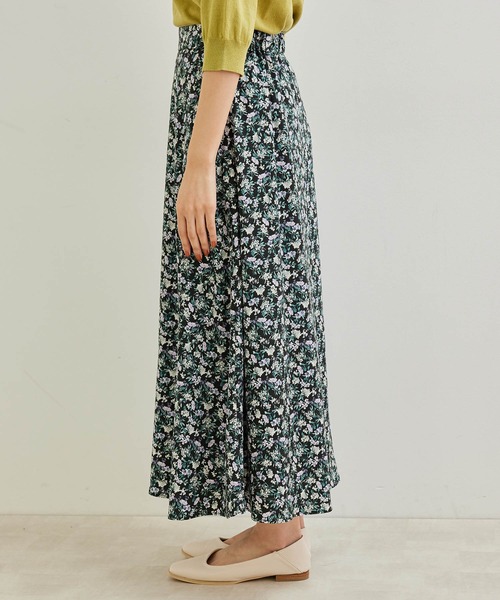 ROPE' PICNIC（ロペピクニック）の「【リンクコーデ】花柄スカート（スカート・レディース・ベージュ/グレー/ブラック・38/40）」の13枚目の写真