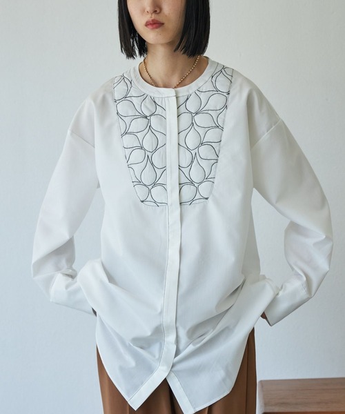 VACANCY（ヴァカンシー）の「キルティング刺繍ブラウス（シャツ