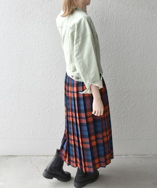 CIMARRON（シマロン）の「【SHIPS any別注】CIMARRON JEANS:〈ウォッシャブル〉ノーカラー デニム ジャケット◇（デニムジャケット・レディース・ベージュ/ライトグリーン・ONE SIZE）」の22枚目の写真