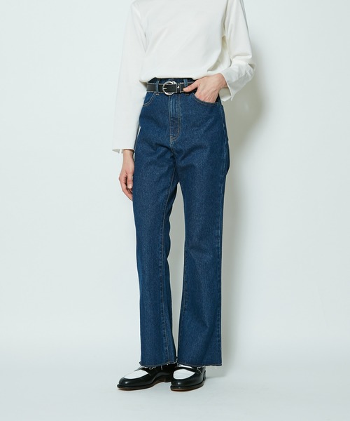 CIAOPANIC（チャオパニック）の「バック切替ハイウエストフレアデニムパンツ（デニムパンツ・レディース・ブラック/ブルー・SMALL/MEDIUM）」の5枚目の写真