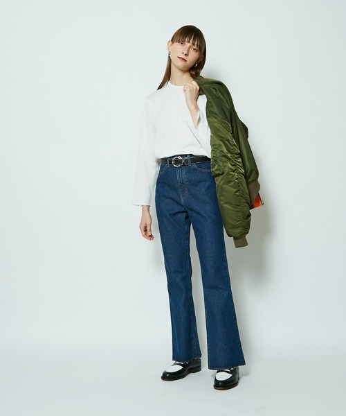 CIAOPANIC（チャオパニック）の「バック切替ハイウエストフレアデニムパンツ（デニムパンツ・レディース・ブラック/ブルー・SMALL/MEDIUM）」の19枚目の写真